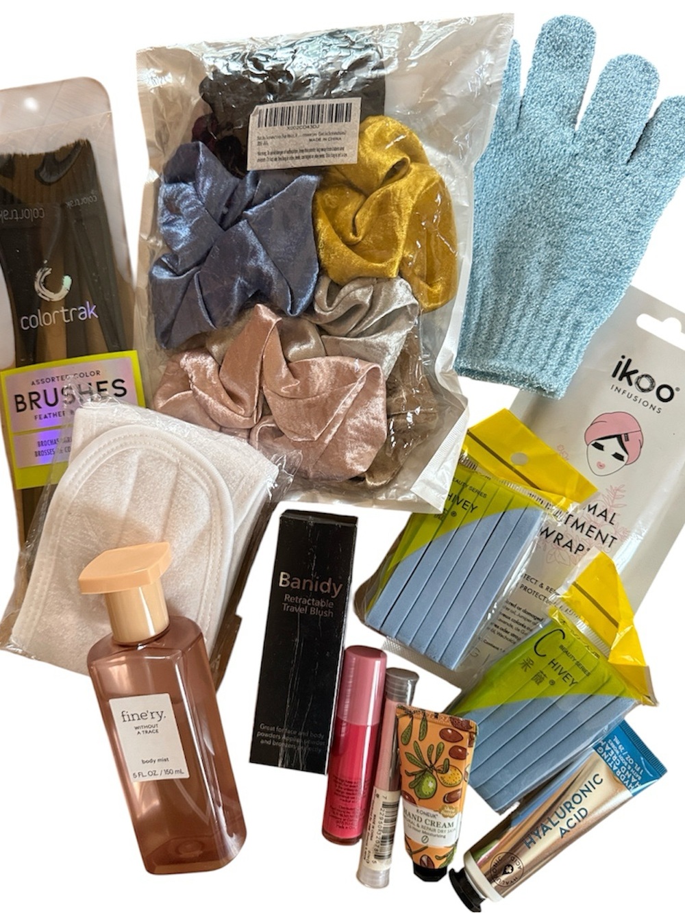 ASSORTED WOMENS ACCESSORIES SCRUNCHIES, TWEEZERS, LOOFAH GLOVE, MAKEUP BRUSH ETC